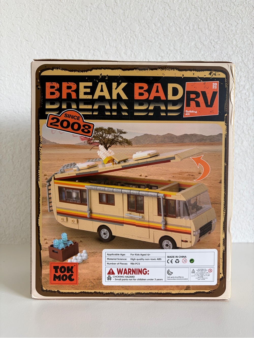 Breaking Bad RV Building Kit - Kids Toy - Picture 2 of 2